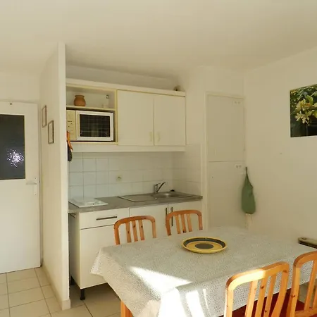 Апартаменти Avec Piscine, 5 Couchages, Parking,