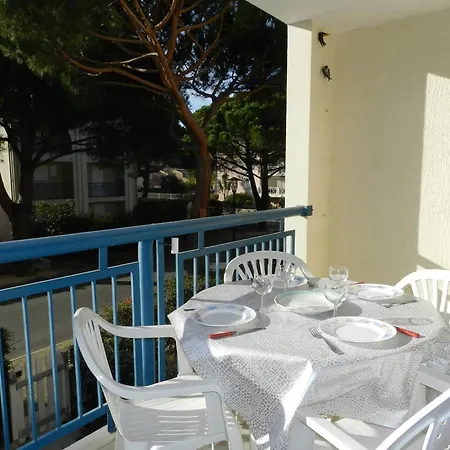 Avec Piscine, 5 Couchages, Parking, Le Lavandou - Fr-1-251-908